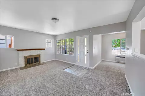 Living - 44258 Foxton, Lancaster, CA 93535 photo 1 of 5