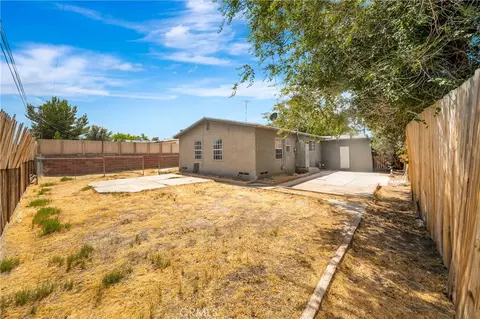 Exterior - 44258 Foxton, Lancaster, CA 93535 photo 5 of 9