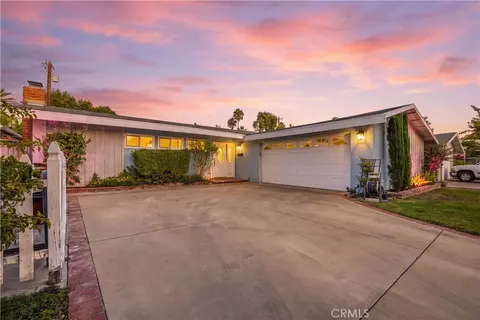 9532 Casaba Ave, Chatsworth, CA 91311