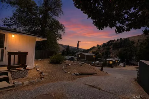 Exterior - 425 North, Lebec, CA 93243 photo 11 of 13