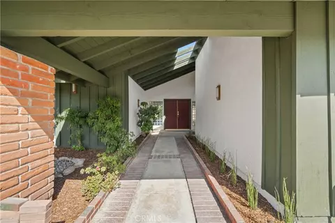 Entry Way - 3070 Springfield, Simi Valley, CA 93063 photo 1 of 1