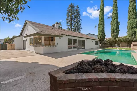 Exterior - 3070 Springfield, Simi Valley, CA 93063 photo 5 of 6