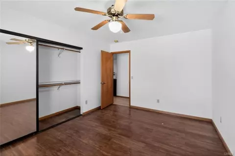 Bedroom - 18539 Symeron Rd, Apple Valley, CA 92307 photo 4 of 6