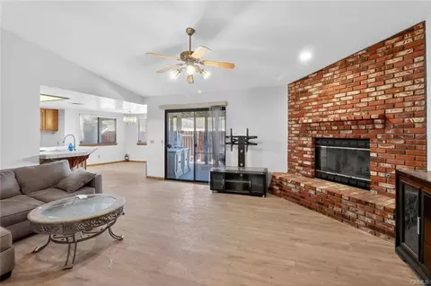Living - 18539 Symeron Rd, Apple Valley, CA 92307 photo 1 of 4