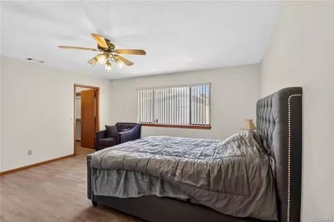 Bedroom - 18539 Symeron Rd, Apple Valley, CA 92307 photo 6 of 6