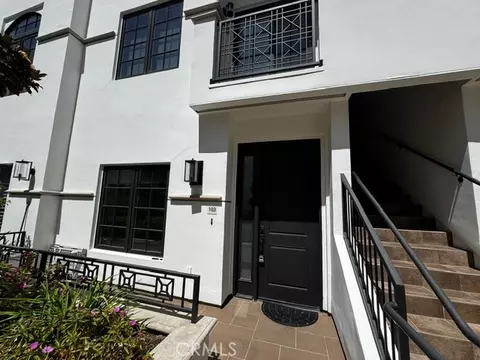 Exterior - 288 S Oakland, Pasadena, CA 91101 photo 3 of 11