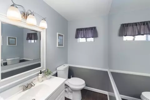 Bath - 23549 Cherry, Newhall, CA 91321 photo 4 of 5