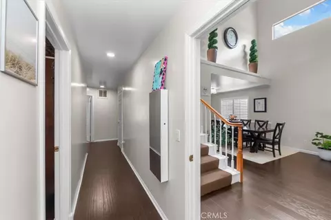 Entry Way - 23549 Cherry, Newhall, CA 91321 photo 1 of 4