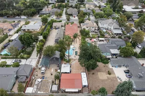 View/Area - 23549 Cherry, Newhall, CA 91321 photo 5 of 10