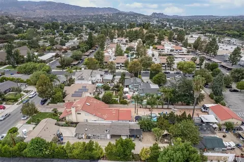 View/Area - 23549 Cherry, Newhall, CA 91321 photo 9 of 10
