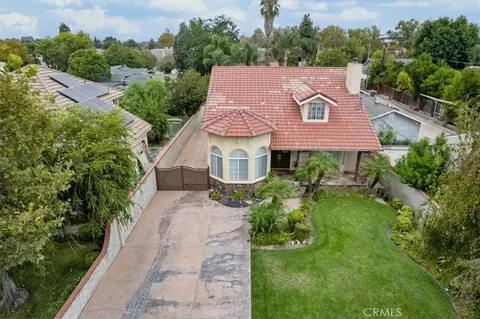 View/Area - 23549 Cherry, Newhall, CA 91321 photo 1 of 10
