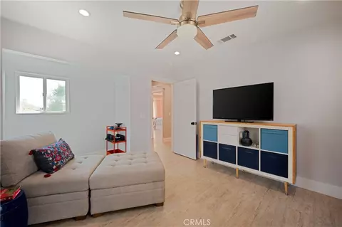Bedroom - 3149 E Grn, Pasadena, CA 91107 photo 6 of 6