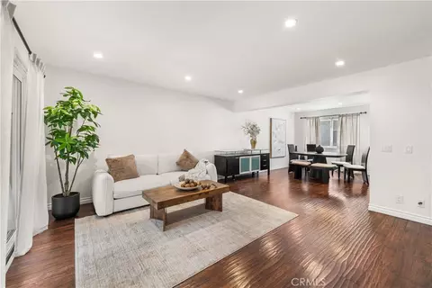 18333 Hatteras #6, Tarzana, CA 91356