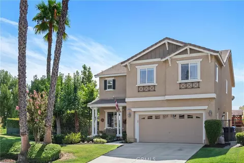 Exterior - 29944 Shadow Pl, Castaic, CA 91384 photo 3 of 9