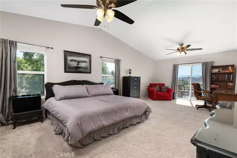 Bedroom - 29944 Shadow Pl, Castaic, CA 91384 photo 2 of 5