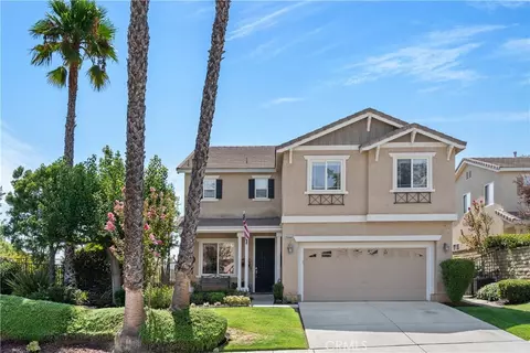 Exterior - 29944 Shadow Pl, Castaic, CA 91384 photo 4 of 9