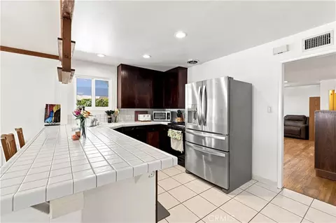 Kitchen - 4119 Belinda St, Simi Valley, CA 93063 photo 2 of 4