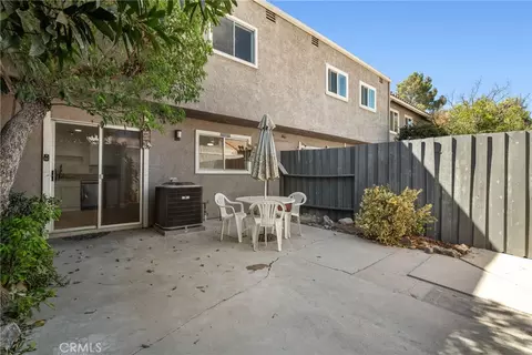 Exterior - 26853 Avenida Terraza, Saugus, CA 91350 photo 2 of 5