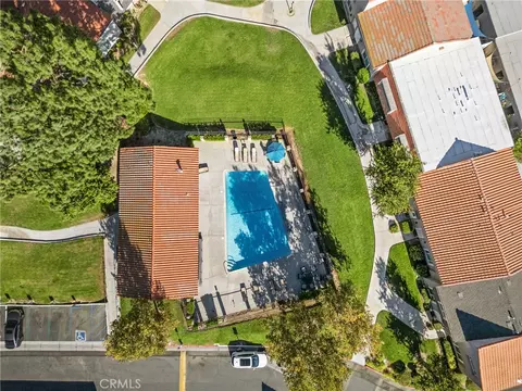 View/Area - 26853 Avenida Terraza, Saugus, CA 91350 photo 4 of 7