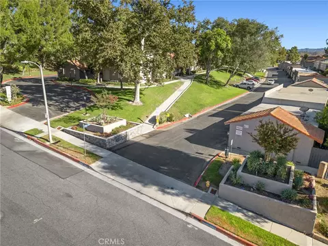 View/Area - 26853 Avenida Terraza, Saugus, CA 91350 photo 7 of 7