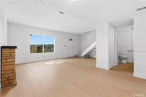 Living - 26853 Avenida Terraza, Saugus, CA 91350 photo 3 of 5
