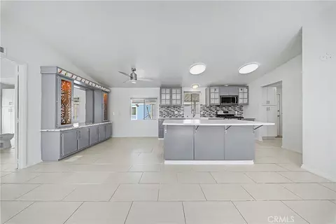 2545 E Avenue I #17, Lancaster, CA 93535 photo 6