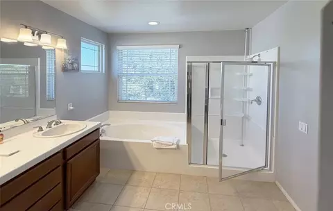 Bath - 31242 Black Maple, Temecula, CA 92592 photo 2 of 2