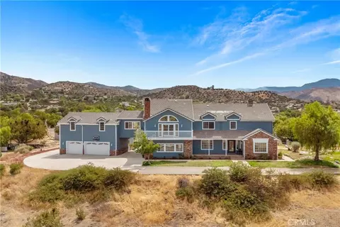 33247 Escondido Dr, Agua Dulce, CA 91390