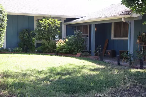 Exterior - 2410 Justin Ave, Simi Valley, CA 93065 photo 3 of 5