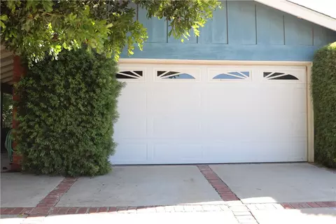 Exterior - 2410 Justin Ave, Simi Valley, CA 93065 photo 2 of 5