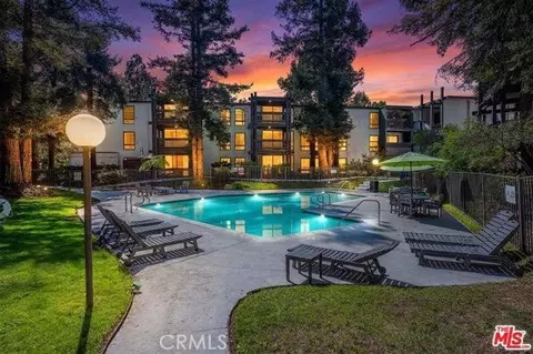 7740 Redlands, Playa Del Rey, CA 90293