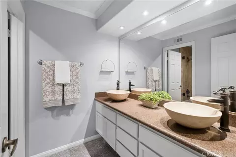 Bath - 24406 Hampton Dr #B, Valencia, CA 91355 photo 6 of 7