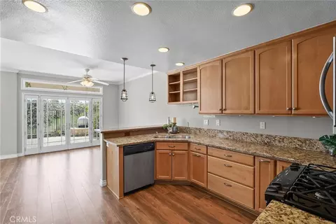 Kitchen - 24406 Hampton Dr #B, Valencia, CA 91355 photo 5 of 5