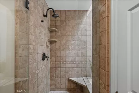 Bath - 24406 Hampton Dr #B, Valencia, CA 91355 photo 4 of 7