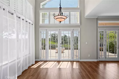 Entry Way - 24406 Hampton Dr #B, Valencia, CA 91355 photo 5 of 10