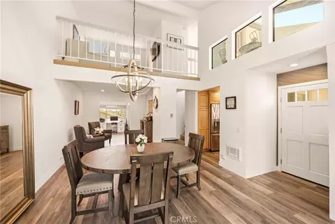 Dining - 3142 Sunset Ln, Oxnard, CA 93035 photo 1 of 5