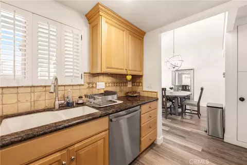 Kitchen - 3142 Sunset Ln, Oxnard, CA 93035 photo 3 of 4