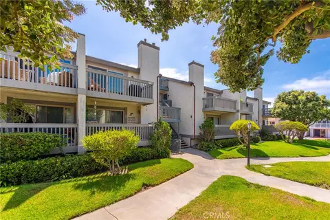 Exterior - 3142 Sunset Ln, Oxnard, CA 93035 photo 5 of 6