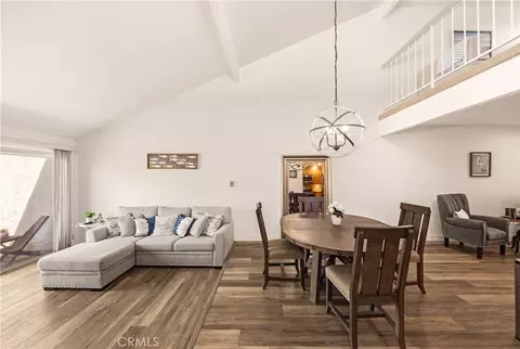 Dining - 3142 Sunset Ln, Oxnard, CA 93035 photo 2 of 5