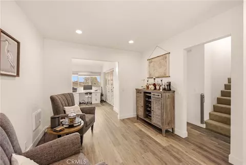 Entry Way - 3142 Sunset Ln, Oxnard, CA 93035 photo 1 of 4