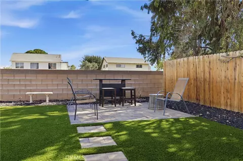 Exterior - 1342 Lightcap St, Lancaster, CA 93535 photo 4 of 4
