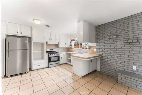 Kitchen - 38447 2nd St E, Palmdale, CA 93550 photo 2 of 5