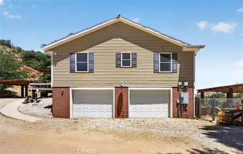 Exterior - 871 Lebec Rd, Lebec, CA 93243 photo 1 of 7