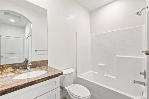 Bath - 9121 Prometheus, Bakersfield, CA 93306 photo 1 of 5