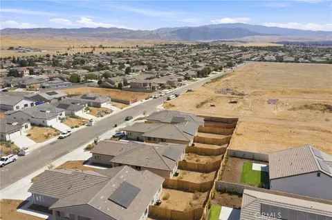 View/Area - 9121 Prometheus, Bakersfield, CA 93306 photo 2 of 7