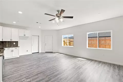 Living - 9121 Prometheus, Bakersfield, CA 93306 photo 5 of 11