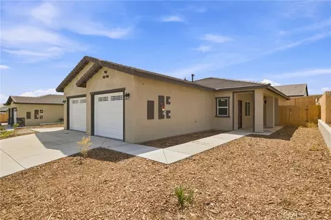 Exterior - 9121 Prometheus, Bakersfield, CA 93306 photo 9 of 11