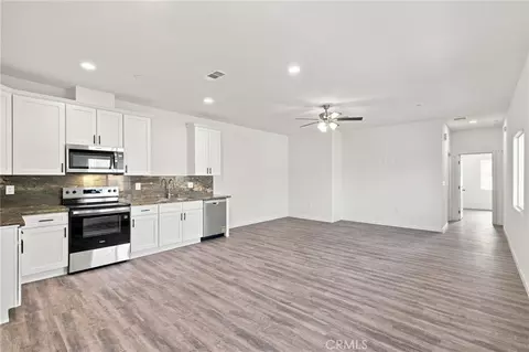 Living - 9121 Prometheus, Bakersfield, CA 93306 photo 6 of 11
