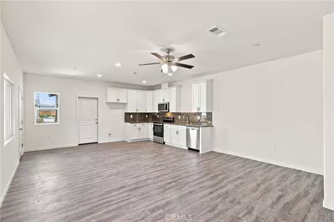 Living - 9121 Prometheus, Bakersfield, CA 93306 photo 7 of 11