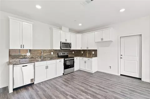 Kitchen - 9121 Prometheus, Bakersfield, CA 93306 photo 1 of 3
